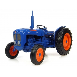 Universal Hobbies 1:16 Scale Fordson Dexta (1960) Tractor Diecast Replica UH2898