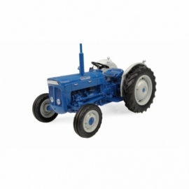 Universal Hobbies 1:32 Scale Ford Super Dexta Diesel 2000 Diesel Tractor Diecast Replica UH6275