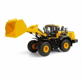 Universal Hobbies 1:50 Scale Komatsu WA475-10 Large Wheel Loader Diecast Replica UH8146