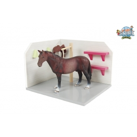 Kids Globe 1:24 Scale Wooden Horse Grooming Stall KG610205